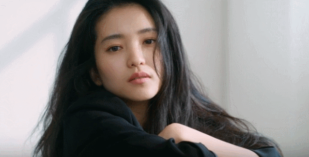 Thêm 1 bóng hồng đến bên Song Joong Ki: Nàng thơ phim đồng tính 18+ profile khủng, visual đẹp tựa Song Hye Kyo? - Ảnh 10.