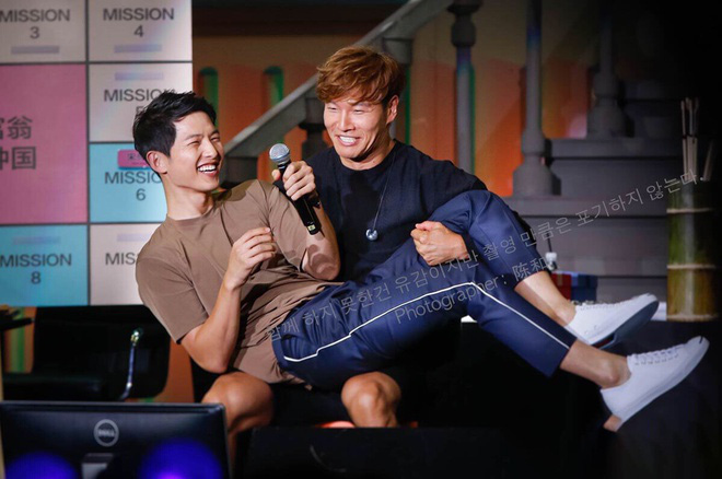 Người năng lực Kim Jong Kook gây choáng nặng với body cuồn cuộn múi ở tuổi 44, bí quyết nằm ở 3 thói quen này đây - Ảnh 2.