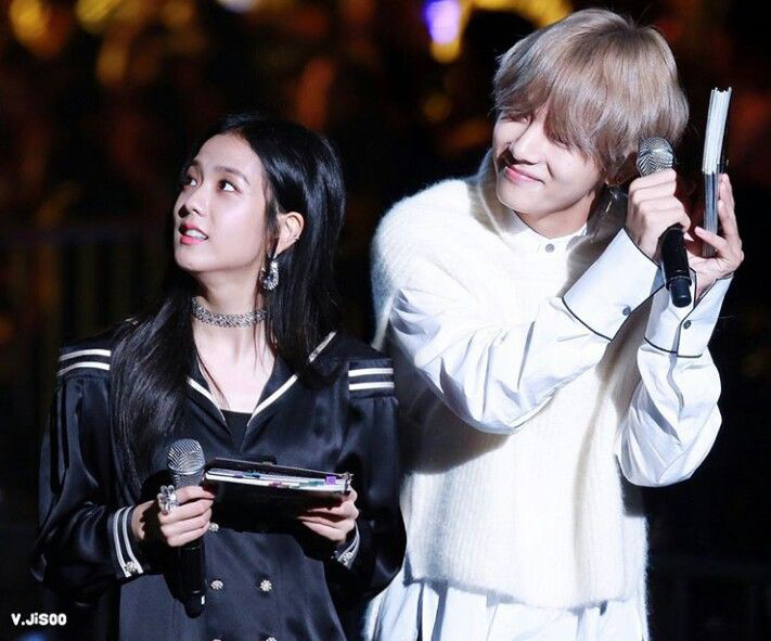 Hồ sơ t&igrave;nh &aacute;i của BLACKPINK: Jisoo - Ros&eacute; c&oacute; duy&ecirc;n với BTS, Jennie d&acirc;y dưa to&agrave;n m&aacute;u mặt, Lisa lại vỡ mộng nhất? - Ảnh 5.