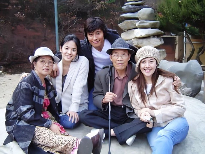 Soi Song Hye Kyo ph&acirc;n biệt đối xử Hyun Bin với 2 t&igrave;nh cũ: Kết cục anh lại l&agrave; người duy nhất chưa từng c&agrave; khịa c&ocirc;! - Ảnh 20.