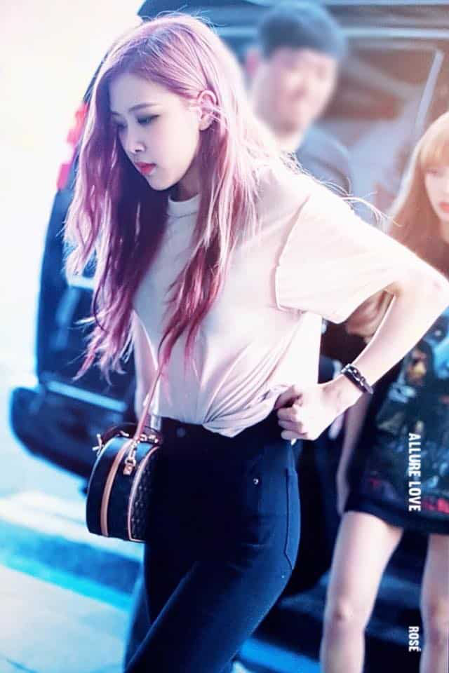 Mong chờ nhất nhưng giận tím người vì Rosé (BLACKPINK) bị che mặt, dân tình lôi loạt ảnh PTS tóc idol lồng lộn ra ngắm chơi - Ảnh 9.