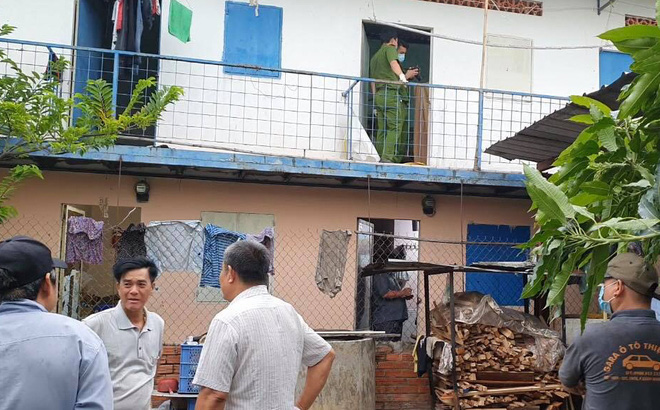 Vợ về quê, chồng chết trong tư thế treo cổ trong phòng trọ - Ảnh 1.