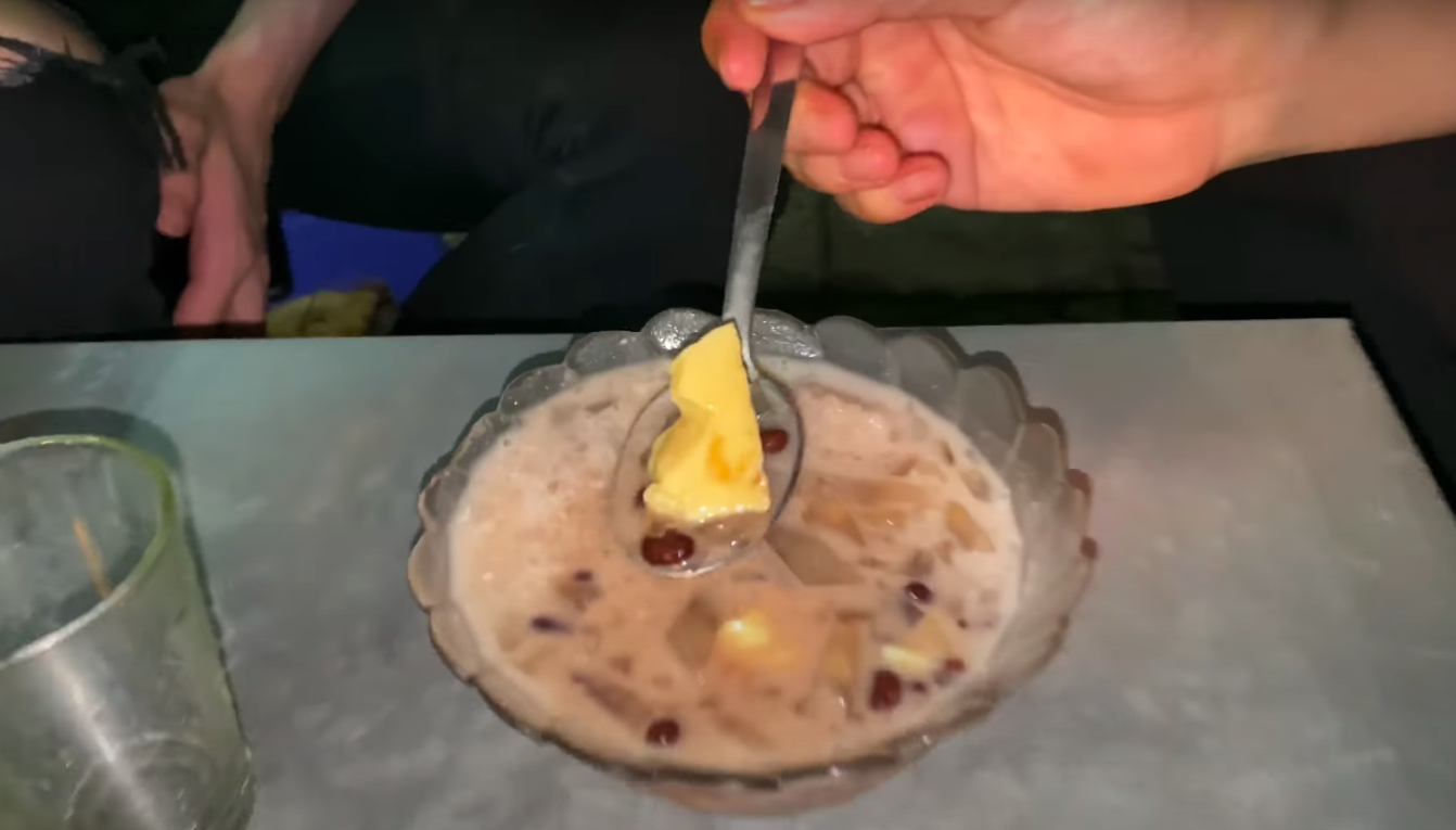 Nhóm nhạc nam mới thành lập của Trấn Thành lần đầu tiên tụ họp sau Nhóm nhạc nam mới thành lập của Trấn Thành lần đầu tiên tụ họp sau