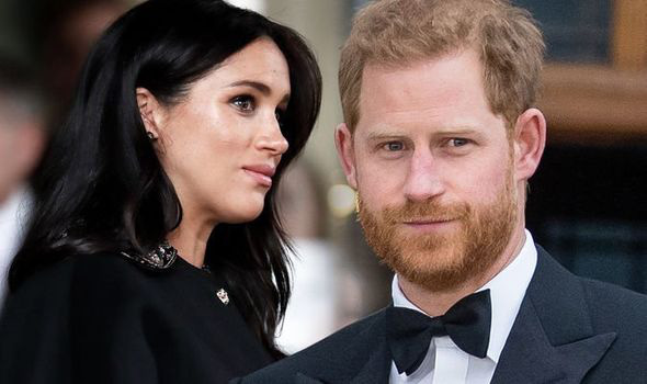 Thành lập quỹ từ thiện nhưng không chịu trả phí đăng ký bản quyền, vợ chồng Meghan Markle và Harry bị Mỹ từ chối cấp phép - Ảnh 1.