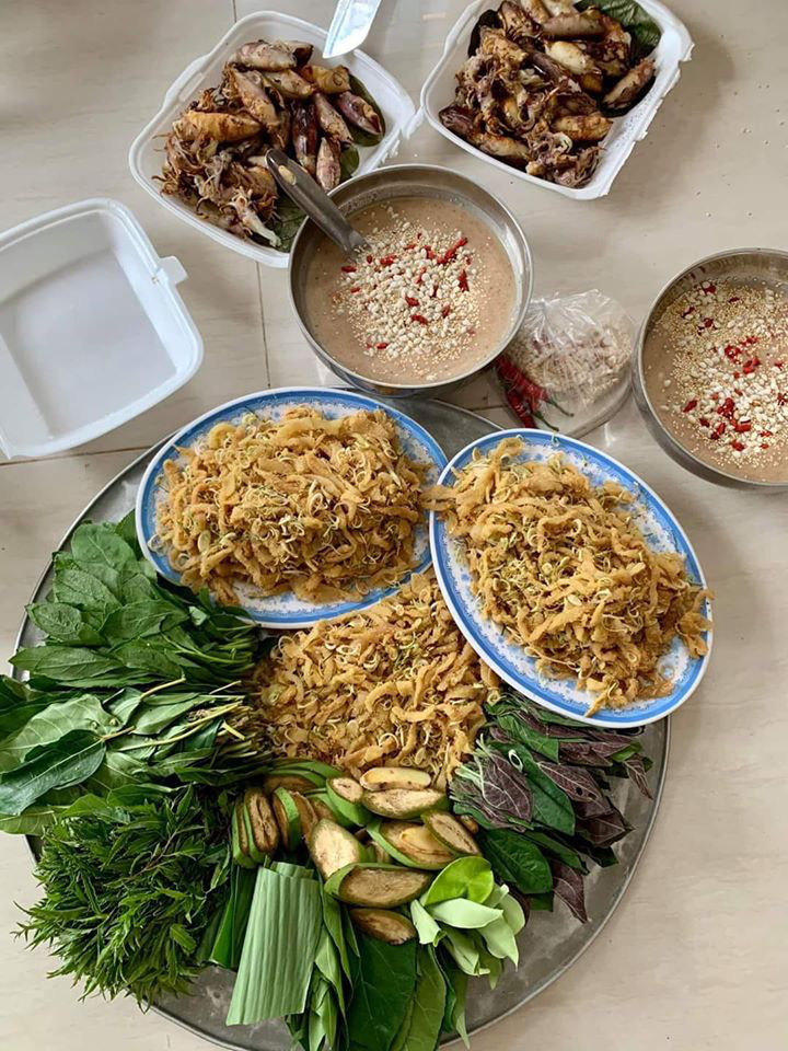 Món gỏi “cầu kỳ” nhất Việt Nam: Từ tên gọi, nguyên liệu đến cách thưởng thức đều phức tạp, có tiền chưa chắc ăn được - Ảnh 1. Món gỏi “cầu kỳ” nhất Việt Nam: Từ tên gọi, nguyên liệu đến cách thưởng thức đều phức tạp, có tiền chưa chắc ăn được - Ảnh 1.