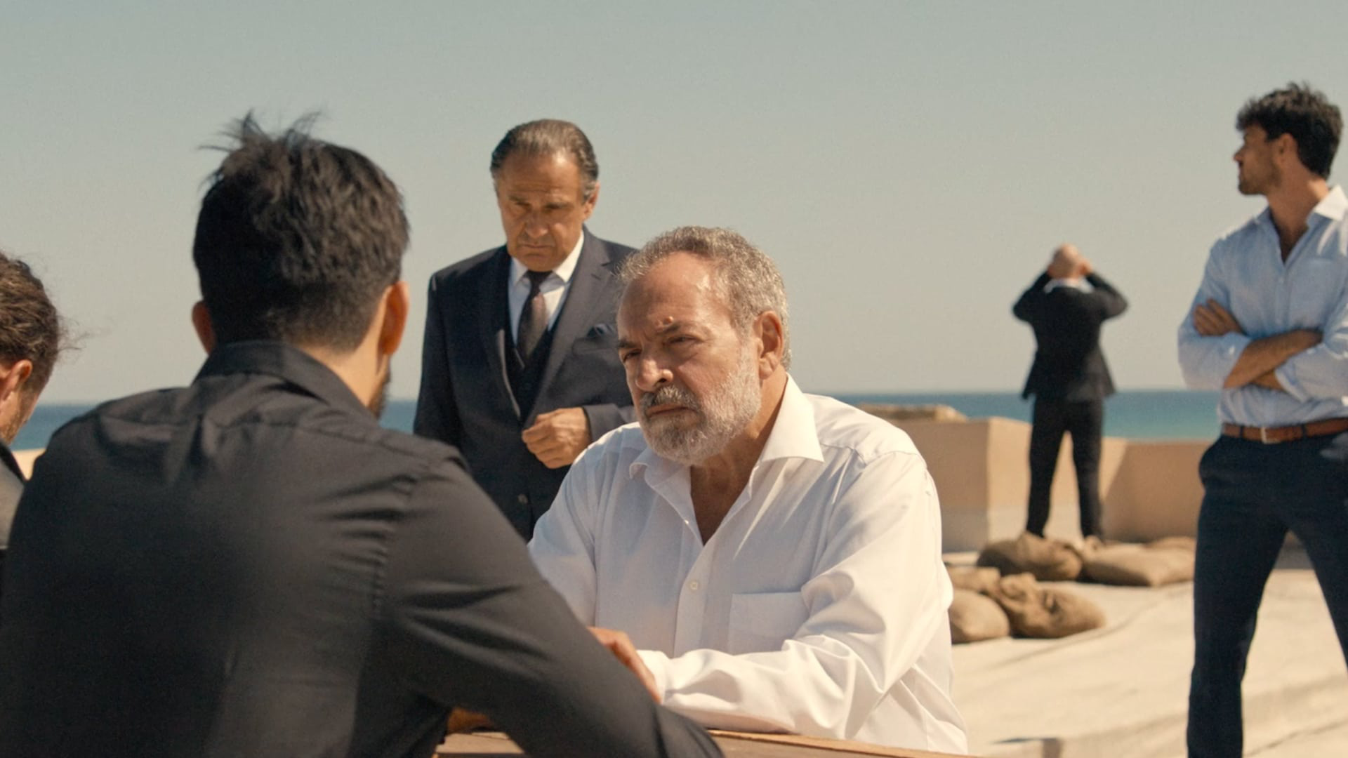 13 lý do 365 DAYS là thảm họa top 1 trending tệ nhất Netflix: Cốt truyện cộc lốc, cảnh nóng làm mồi - Ảnh 1. 13 lý do 365 DAYS là thảm họa top 1 trending tệ nhất Netflix: Cốt truyện cộc lốc, cảnh nóng làm mồi - Ảnh 1.