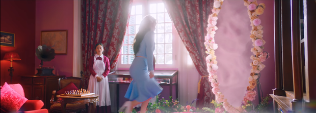 Mỗi lần AMEE comeback l&agrave; một vũ trụ kh&aacute;c nhau: vương quốc tr&ograve; chơi ảo diệu, thế giới cổ t&iacute;ch huyền b&iacute;, c&aacute; biệt c&oacute; một vũ trụ hơi sai sai? - Ảnh 18.