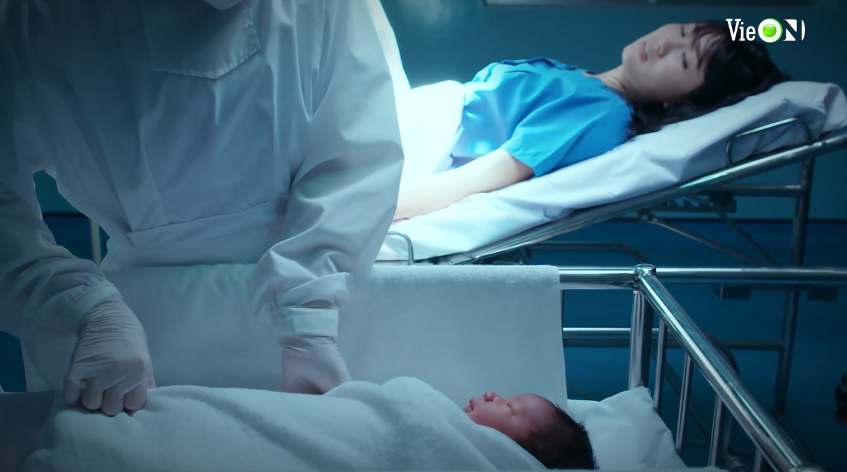 Gạo Nếp Gạo Tẻ 2 tập 4: Nghe lời tiểu tam, Trung Dũng đuổi b&agrave; cả Th&uacute;y Ng&acirc;n ra khỏi nh&agrave; - Ảnh 4.