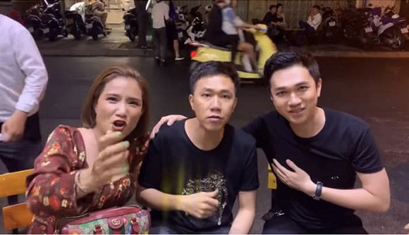 Anh Đức tiếp tục lộ diện sau ồn &agrave;o nghi d&ugrave;ng chất k&iacute;ch th&iacute;ch: Vẻ ngo&agrave;i gầy rộc, biểu cảm g&acirc;y ch&uacute; &yacute;! - Ảnh 3.