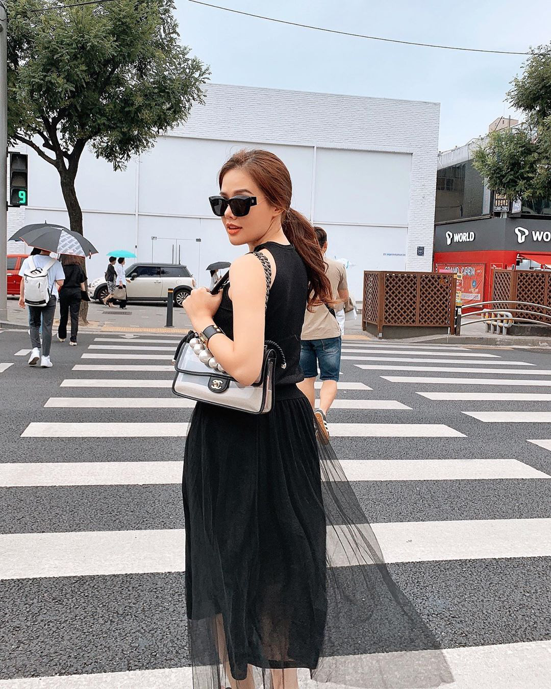 Chưa cần lên xe hoa với chồng CEO, Phương Anh đã là đại gia của chính mình với BST Chanel, Dior... nhiều không kể xiết - Ảnh 10.