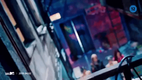 Xem teaser MV mới của BLACKPINK mà tưởng “xào” lại 3 bản hit cũ với loạt cảnh quay na ná nhau, YG lười sáng tạo hay trung thành với style riêng? - Ảnh 13.