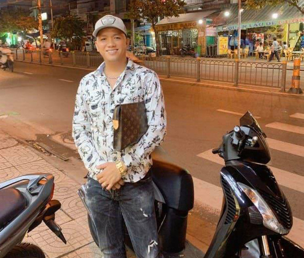 Truy tìm đại ca giang hồ cầm đầu trong vụ 200 giang hồ áo cam đập phá quán nhậu ở Sài Gòn - Ảnh 1.