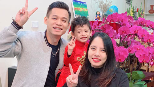 &Ocirc;ng Cao Thắng, Sơn T&ugrave;ng v&agrave; Độ Mixi đ&iacute;ch thị l&agrave; hội bạn trai &ldquo;đ&aacute;nh dấu chủ quyền&rdquo; căng nhất Vbiz: Nh&igrave;n người con g&aacute;i duy nhất họ follow l&agrave; đủ hiểu! - Ảnh 5.