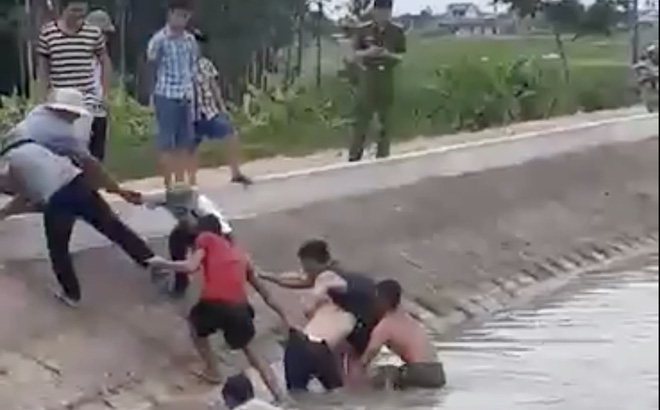 Nh&oacute;m học sinh lớp 8 đi tắm sông ng&agrave;y Tết Đoan ngọ, 1 em tử vong thương t&acirc;m - Ảnh 1.