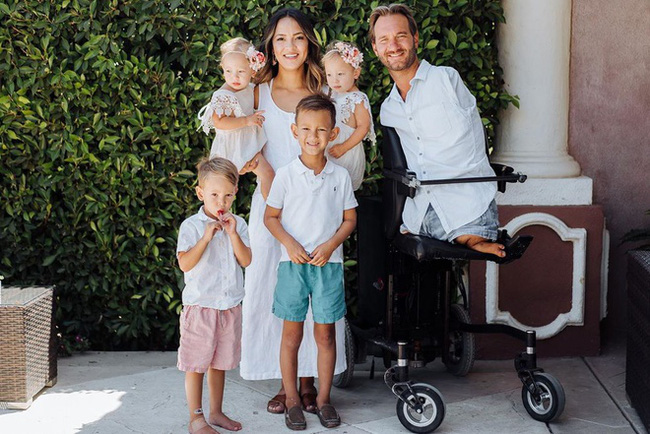 Cuộc sống hiện tại của người không tay không chân Nick Vujicic từng gây bão khi đến Việt Nam khiến ai cũng ngưỡng mộ - Ảnh 5.