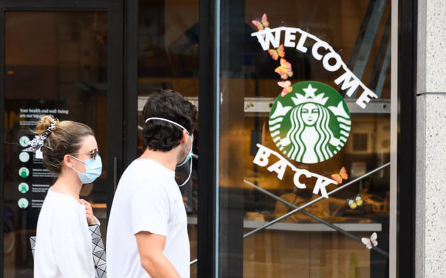 Starbucks trở thành cái tên mới nhất quay lưng với quảng cáo mạng xã hội, cơn ác mộng của Facebook sẽ ngày càng tệ hơn? - Ảnh 1.