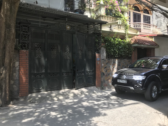 Người vợ đang bế con bị chồng giật t&oacute;c ng&atilde; ngửa: T&ocirc;i từng nghĩ đến chuyện tự tử để kết th&uacute;c mọi việc - Ảnh 3.