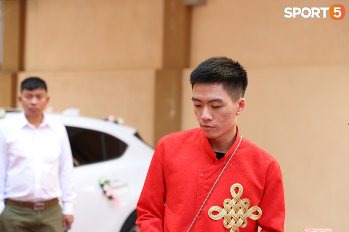 Xịn như Gấu, tậu lu&ocirc;n d&agrave;n tuyển thủ xuất sắc nhất lịch sử Li&ecirc;n Qu&acirc;n Mobile Việt Nam l&agrave;m đội b&ecirc; tr&aacute;p cho đ&aacute;m cưới khiến fan ph&aacute;t cuồng - Ảnh 6.