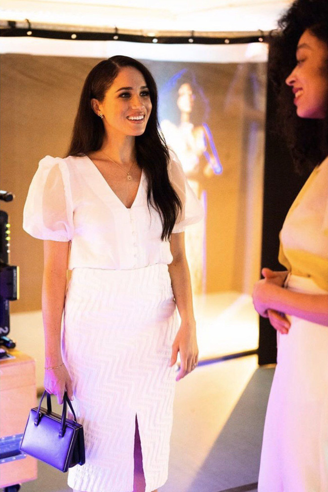 Nhìn lại những bộ cánh đơn giản nhưng sang xịn của Meghan Markle trước kia mà tiếc nuối: Bao giờ fashion icon tái xuất? - Ảnh 9.