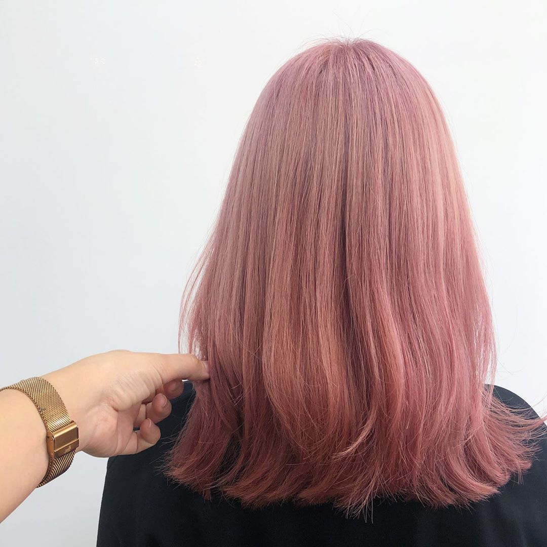 Công thức nhuộm tóc màu hồng tím lên màu đẹp - ALONGWALKER