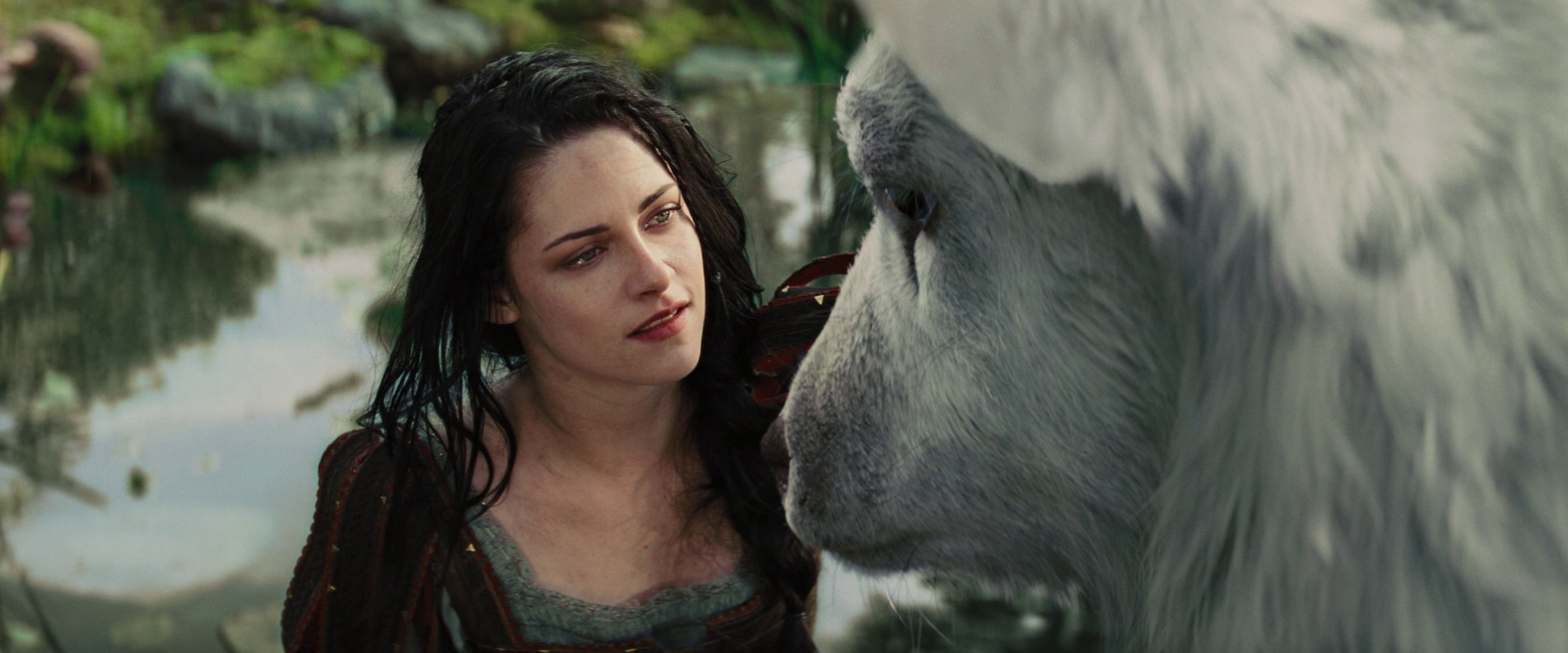 Vẫn nghĩ mái tóc đen như gỗ mun của Bạch Tuyết chỉ để làm đẹp ư, sai bét rồi! - Ảnh 4. Vẫn nghĩ mái tóc đen như gỗ mun của Bạch Tuyết chỉ để làm đẹp ư, sai bét rồi! - Ảnh 4.