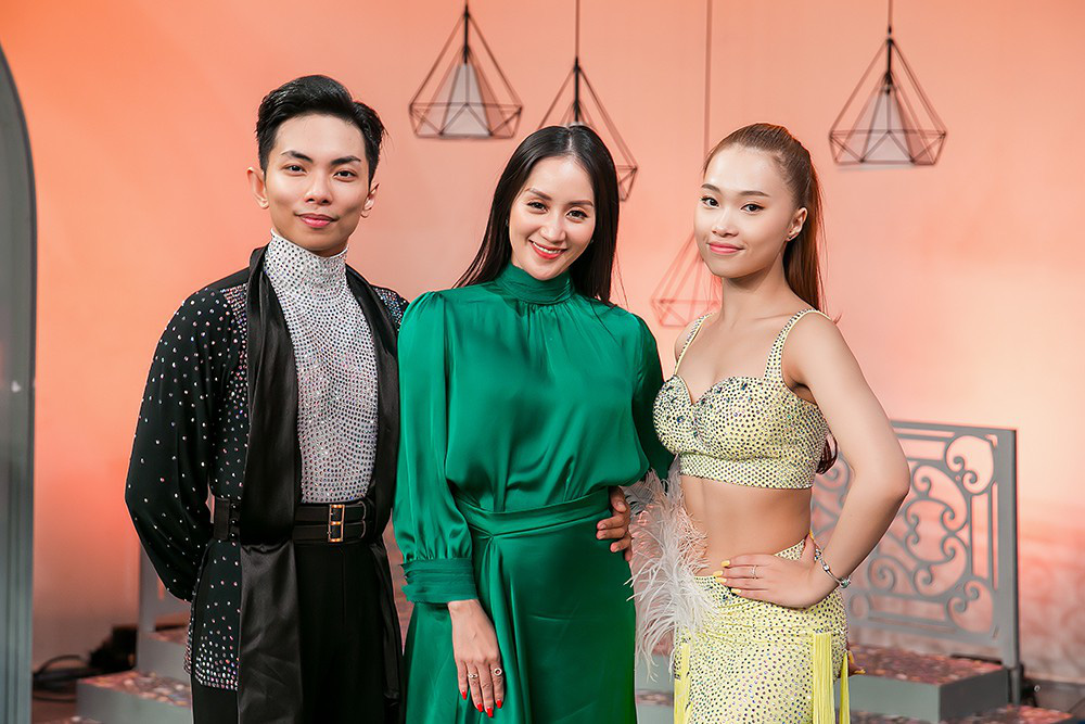 Trước khi trở thành cô trò, Khánh Thi & nữ chính Người ấy là ai đều là bạn gái cũ của kiện tướng dance sport Chí Anh - Ảnh 9. Trước khi trở thành cô trò, Khánh Thi & nữ chính Người ấy là ai đều là bạn gái cũ của kiện tướng dance sport Chí Anh - Ảnh 9.