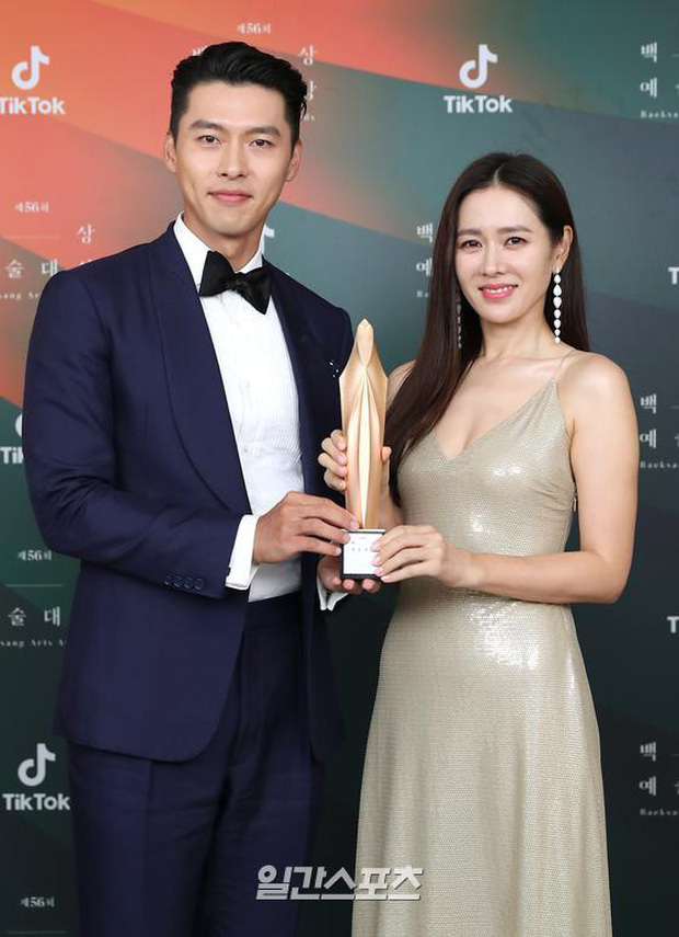 “Đào” lại khoảnh khắc Hyun Bin - Son Ye Jin ở họp báo Hạ cánh nơi anh: Lên tiếng về chuyện hẹn hò, đạo diễn còn ship nhiệt tình! - Ảnh 12.