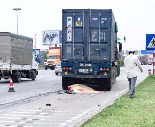 Hải Dương: Nam sinh viên đại học năm cuối gặp nạn tử vong trên đường về quê - Ảnh 1.