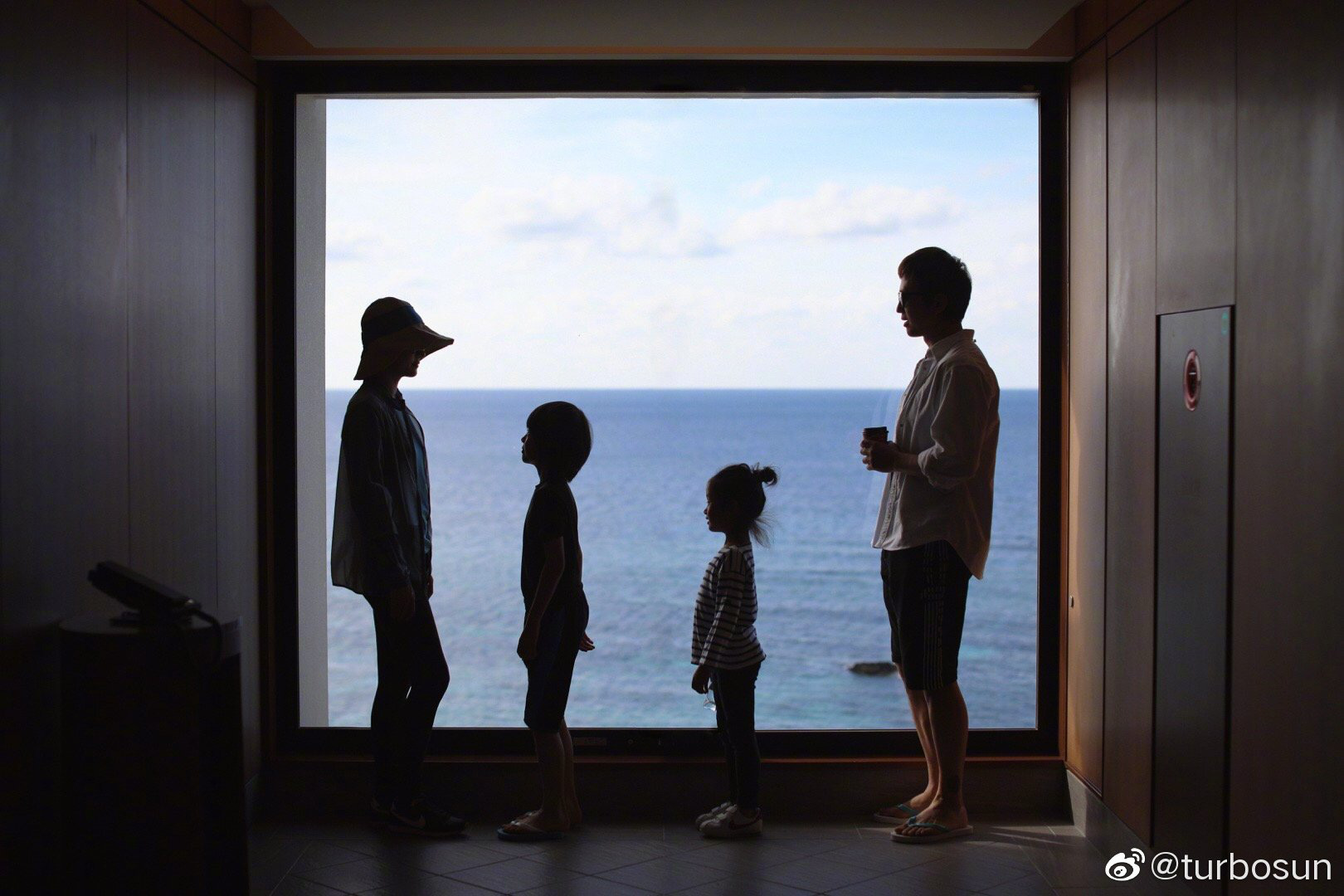 Cặp đôi vàng Cbiz Đặng Siêu - Tôn Lệ kỷ niệm 9 năm ngày cưới: Tính cách quá khác nhau, chỉ có tình yêu là mãi mãi - Ảnh 3. Cặp đôi vàng Cbiz Đặng Siêu - Tôn Lệ kỷ niệm 9 năm ngày cưới: Tính cách quá khác nhau, chỉ có tình yêu là mãi mãi - Ảnh 3.