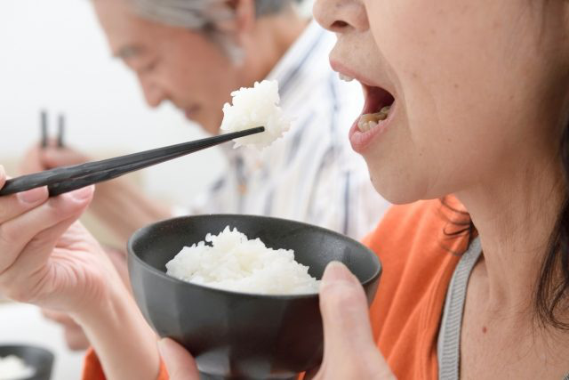 Netizen Nhật bình chọn top 10 phương pháp giảm cân: Nhịn ăn chỉ xếp hạng 6, bạn đang thực hiện phương pháp giảm cân hạng 1 mỗi ngày! - Ảnh 7.