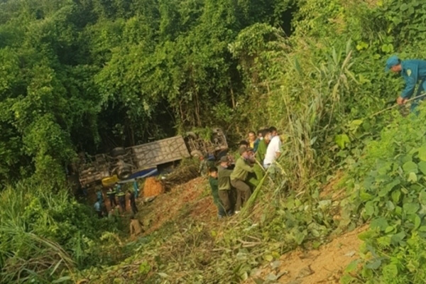 Xe khách chạy sai tuyến, rơi đèo Ngọc Vin: Tôi là người làm thuê, chủ bảo sao thì làm vậy - Ảnh 4.