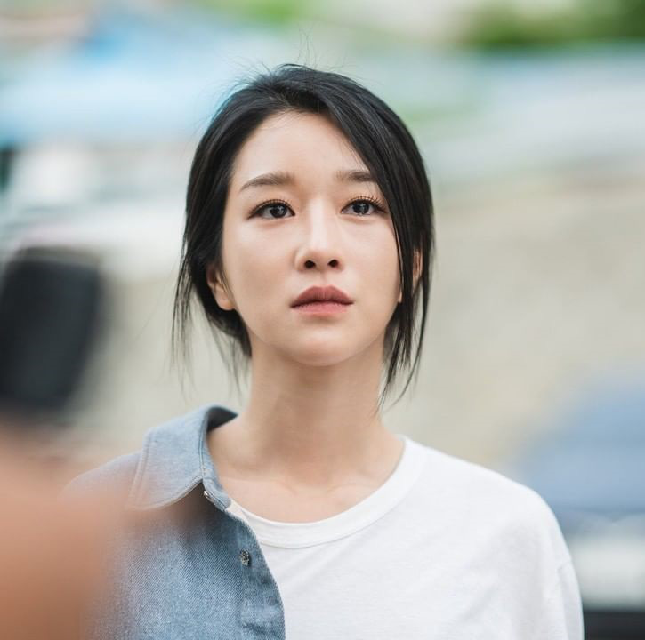 Bắt lỗi Seo Ye Ji trong Điên Thì Có Sao: Đi ngủ vẫn makeup, tô son kẻ mắt như đúng rồi, các nàng chớ dại học theo - Ảnh 2.