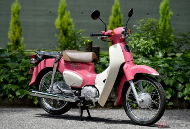 Honda Super Cub màu hồng dễ thương từ bộ phim Đứa con của thời tiết  Tin  tức iMotorbike