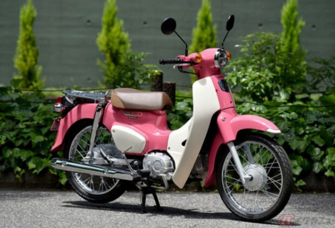 Honda Super Cub C125 kiểu dáng hoài cổ pha nét hiện đại