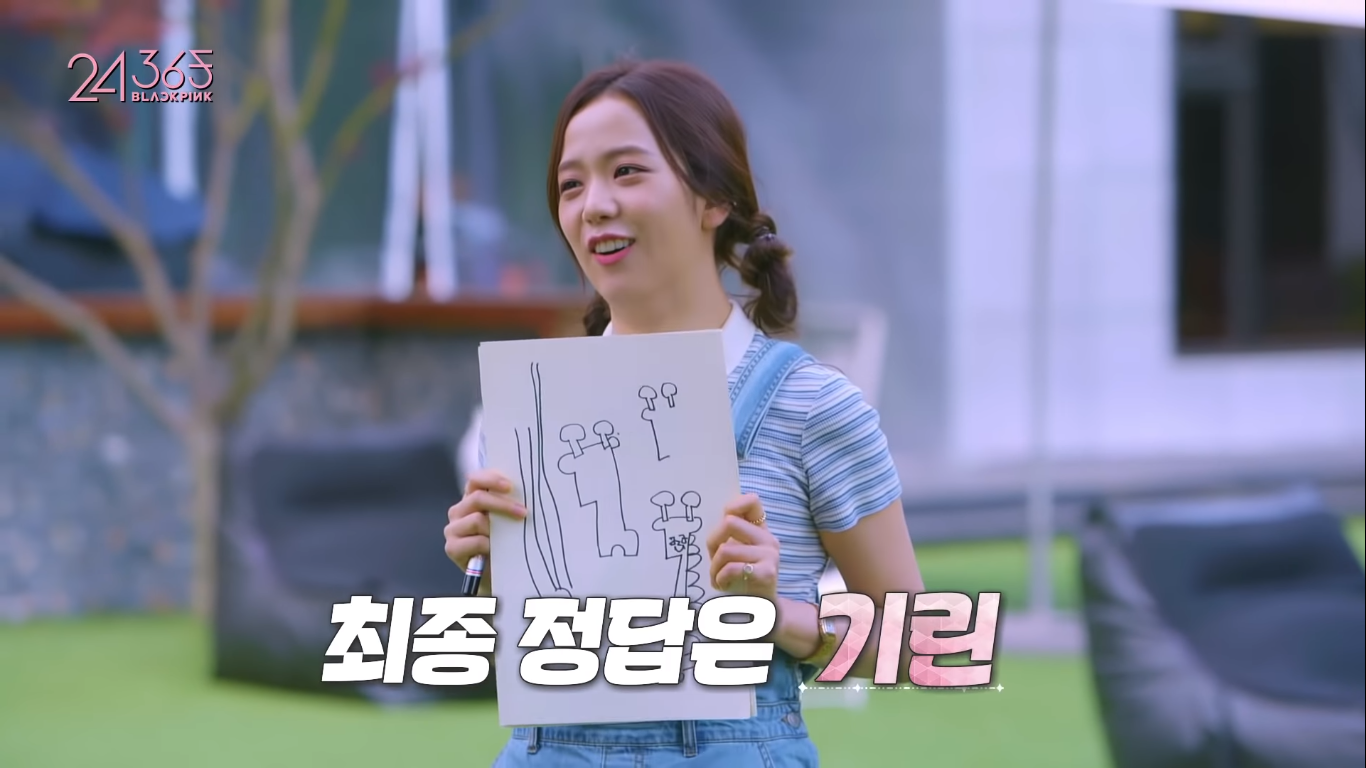Jisoo khiến 3 c&ocirc; em g&aacute;i BLACKPINK ph&aacute;t hờn đến mức c&acirc;m n&iacute;n bởi khả năng hội họa - Ảnh 8.