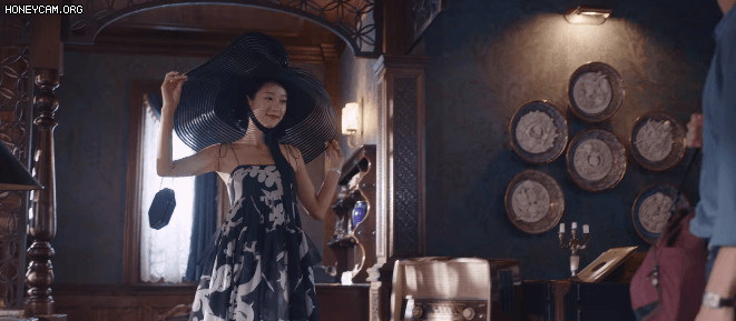 Vừa ngủ chung giường, Kim Soo Hyun lại chủ động h&ocirc;n Seo Ye Ji ở Đi&ecirc;n Th&igrave; C&oacute; Sao tập 9 - Ảnh 3.
