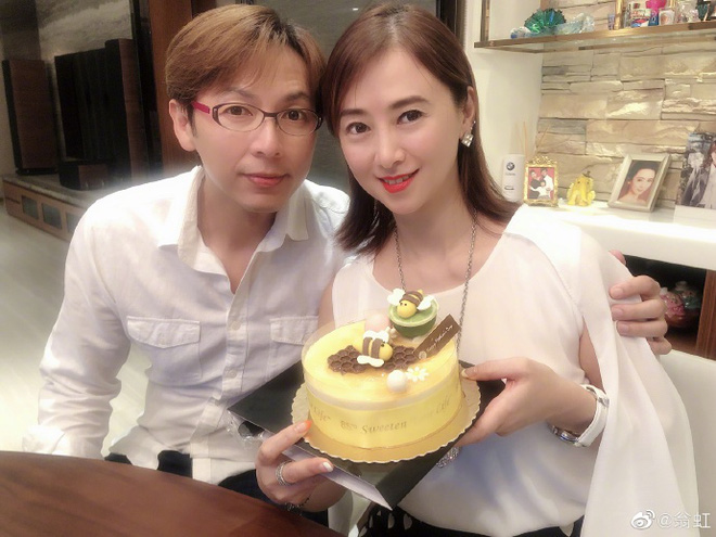 Hoa hậu Ch&acirc;u &Aacute; bị bố mẹ từ mặt v&igrave; đ&oacute;ng phim n&oacute;ng, chồng hắt hủi đuổi khỏi nh&agrave; giờ ra sao? - Ảnh 10.