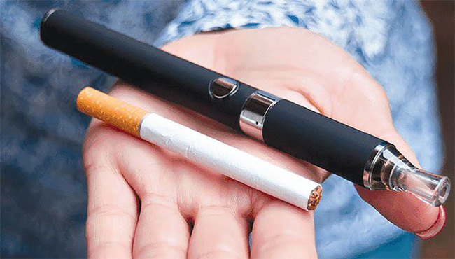 Đề xuất cấm sử dụng thuốc lá điện tử, thuốc lá làm nóng, shisha - Ảnh 1.