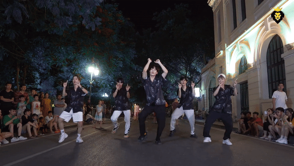 Sau Vũ điệu Trần Đức Bo, nhóm nhảy KION X tiếp tục biên vũ đạo cho bài hát viral Gọi gọi anh là airline và lọt vào top trending luôn! - Ảnh 3.