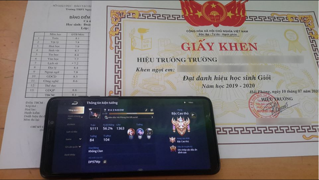 Tín đồ Liên Quân Mobile đua nhau khoe thành tích học tập ấn tượng mà trình vẫn Cao Thủ - Ảnh 3.