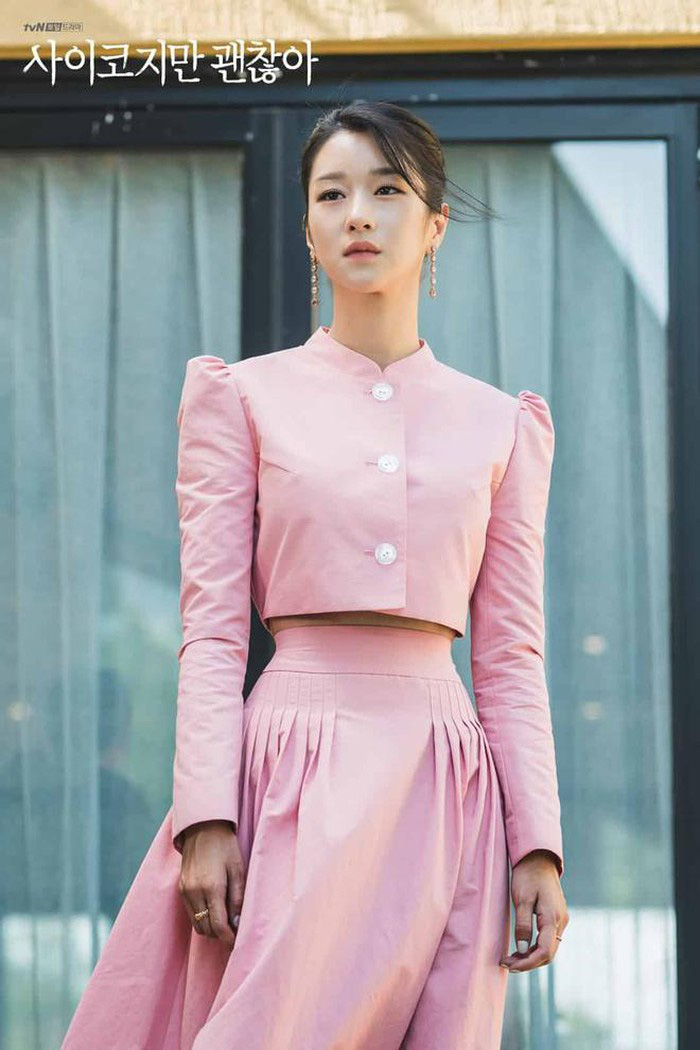 Seo Ye Ji đẹp đến độ làm lu mờ người mẫu của hãng, đồ khó cảm đến đâu cũng cân được tuốt - Ảnh 1.