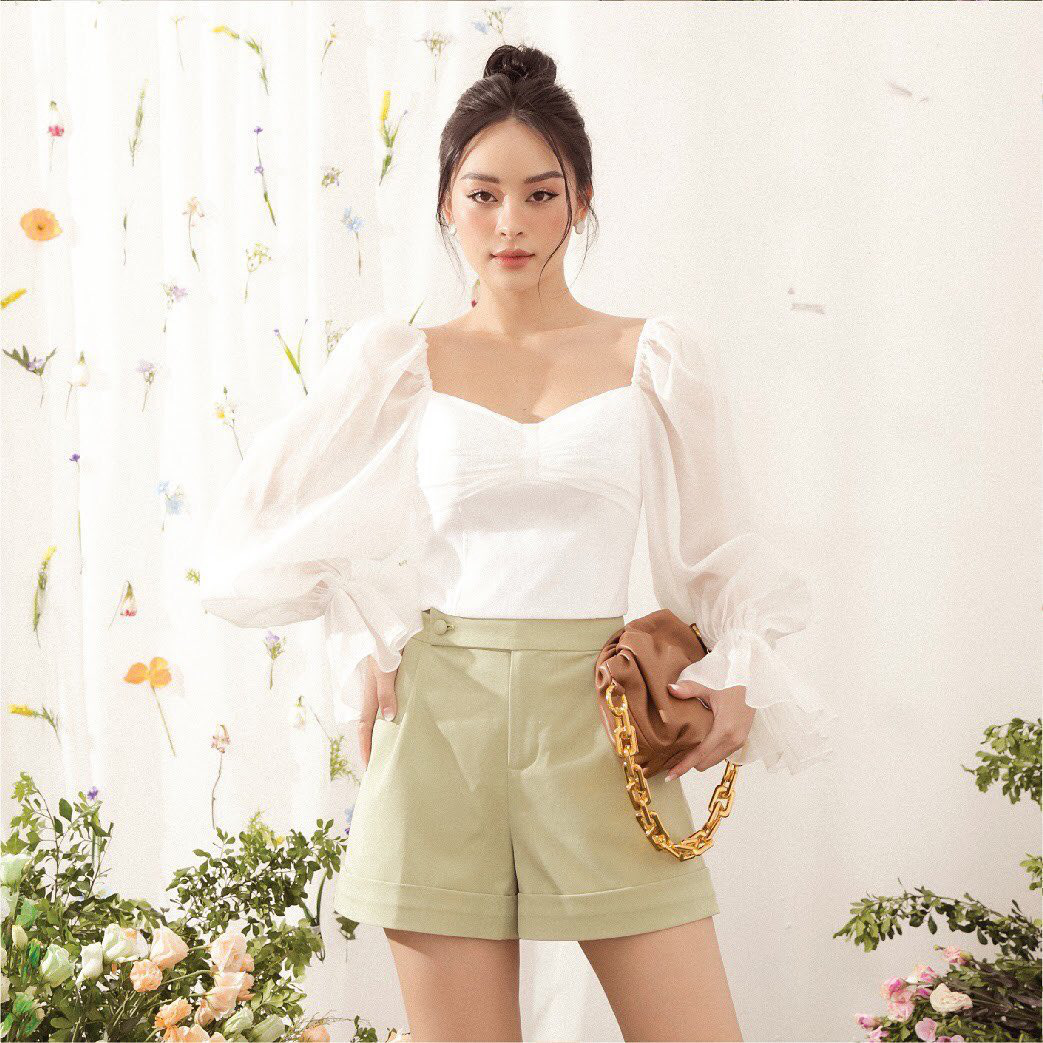 Bạn có nhắm mắt cũng mặc đẹp nếu mix quần short ống rộng với 12 kiểu áo xinh yêu này - Ảnh 15.