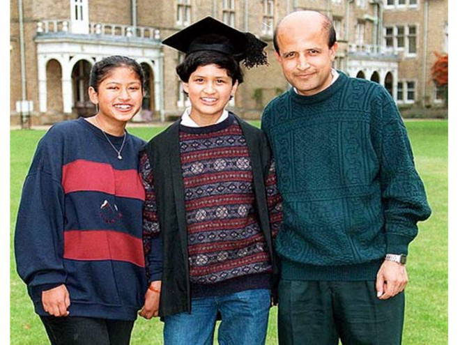 13 tuổi đỗ Đại học Oxford, t&agrave;i giỏi l&agrave; vậy nhưng c&ocirc; g&aacute;i n&agrave;y c&oacute; quyết định g&acirc;y sốc ở tuổi 24 - Ảnh 1.