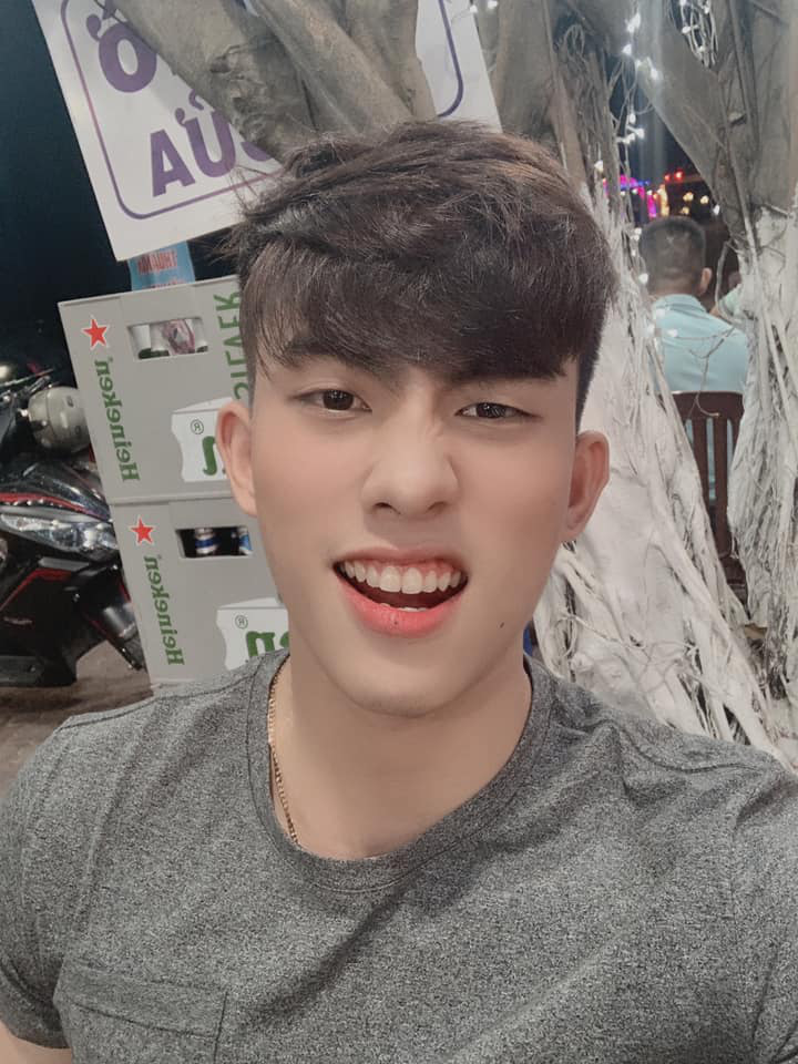 Netizen nô nức xin Facebook của cực phẩm màu Tím khiến ai cũng ngỡ trai thẳng ở Người ấy là ai - Ảnh 6. Netizen nô nức xin Facebook của cực phẩm màu Tím khiến ai cũng ngỡ trai thẳng ở Người ấy là ai - Ảnh 6.