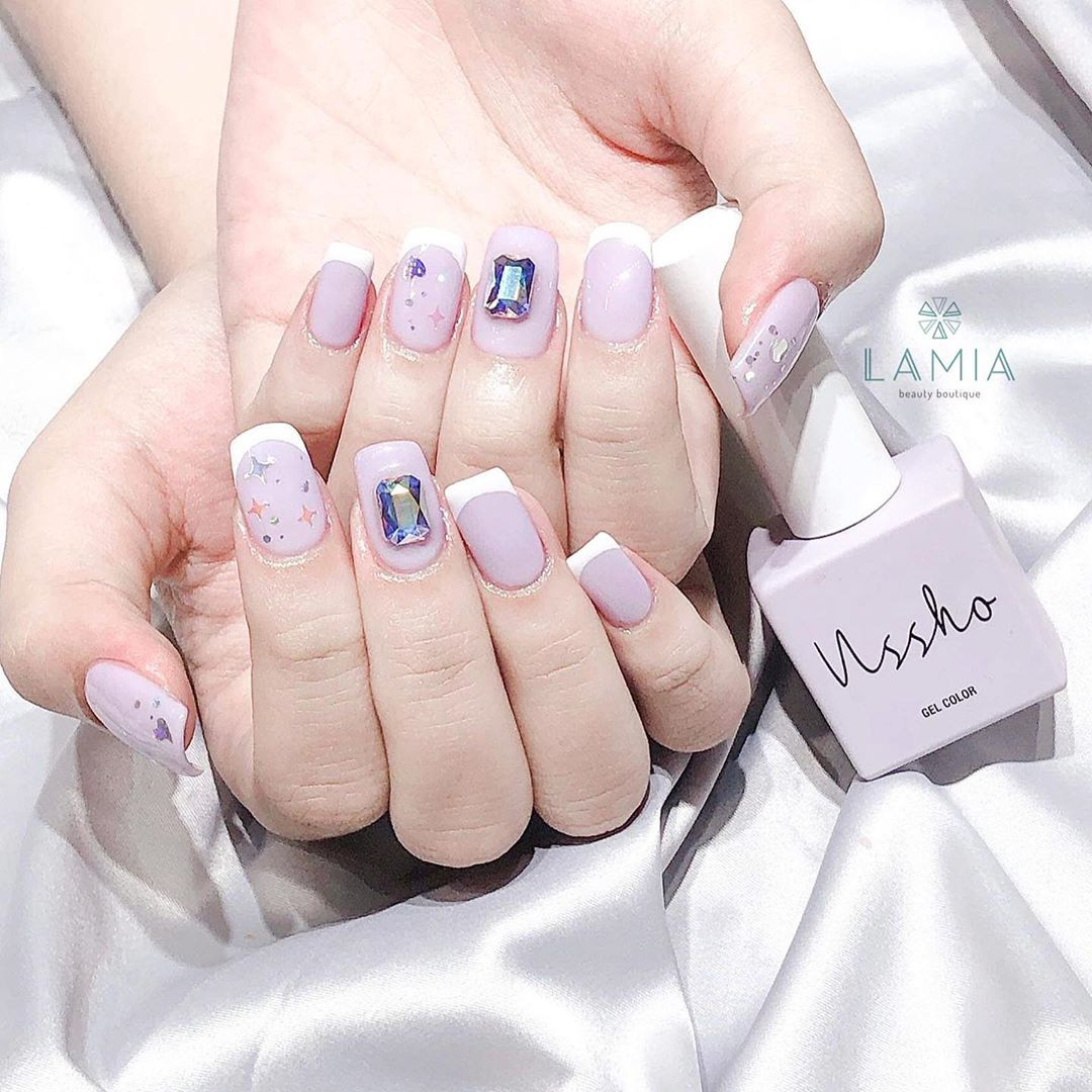 Cuối tuần này làm nail gì: Xem xong những bộ nail xinh xỉu của loạt idol Hàn là bạn chọn được ngay - Ảnh 24.