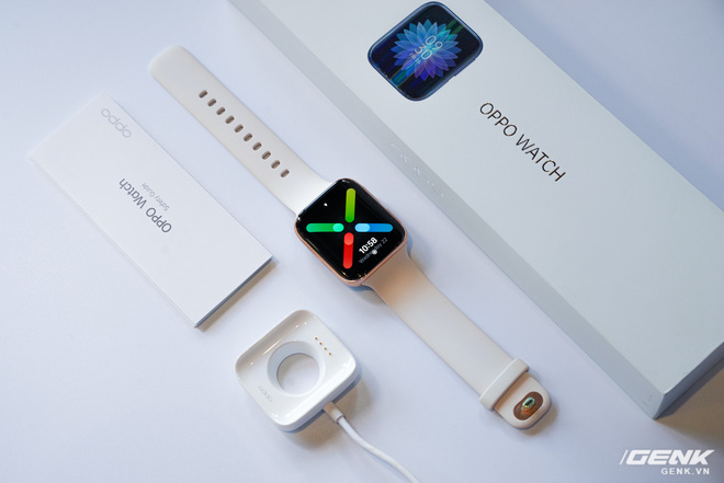 Trên tay OPPO Watch Sơn Tùng M-TP đeo trong MV Có Chắc Yêu Là Đây: Rất đẹp, hoàn thiện tốt không thua Apple Watch, nhìn nghiêng thấy khác biệt - Ảnh 1.