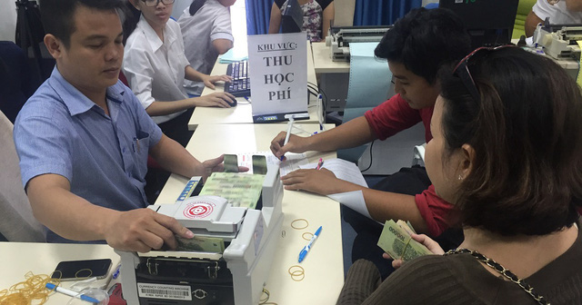 TP.HCM thu học ph&iacute; trực tuyến để c&ocirc;ng khai, minh bạch c&aacute;c khoản thu trường học - Ảnh 1.