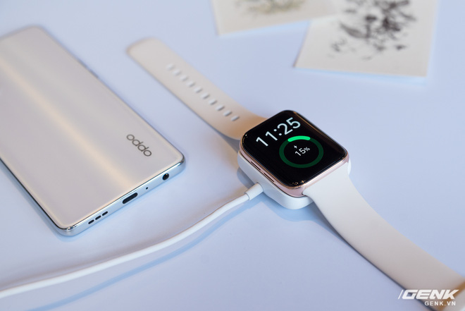 Trên tay OPPO Watch Sơn Tùng M-TP đeo trong MV Có Chắc Yêu Là Đây: Rất đẹp, hoàn thiện tốt không thua Apple Watch, nhìn nghiêng thấy khác biệt - Ảnh 10.