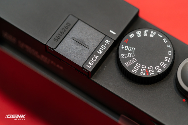 Đập hộp máy ảnh Leica M10-R: Vẫn là nét lạnh lùng hấp dẫn, cảm biến 40 MP, giá 219 triệu đồng - Ảnh 15.