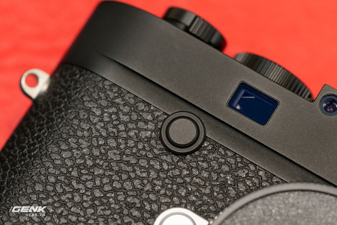 Đập hộp máy ảnh Leica M10-R: Vẫn là nét lạnh lùng hấp dẫn, cảm biến 40 MP, giá 219 triệu đồng - Ảnh 8.